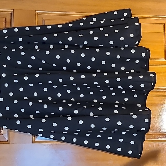 Fun Fashion black&white polkadot full circle skirt free size - Picture 3 of 7